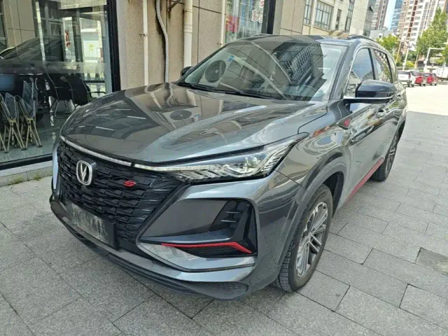 Фотография автомобиля — Changan CS75 Plus