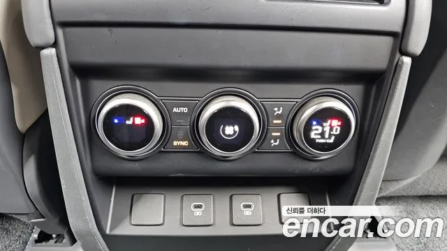 Land Rover Defender Defender (L663) — Фото автомобиля 12