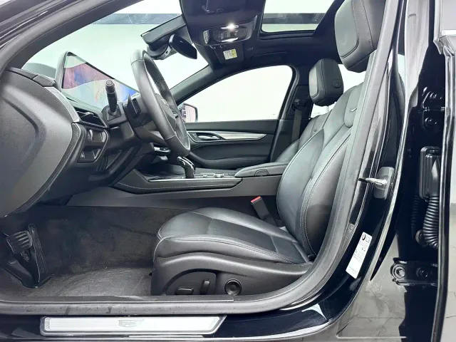 Cadillac CT5 — Фото автомобиля 6