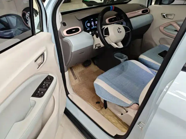 Leapmotor T03 — Фото автомобиля 15