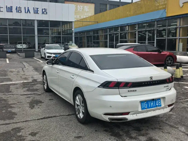 Peugeot 508 — Фото автомобиля 9