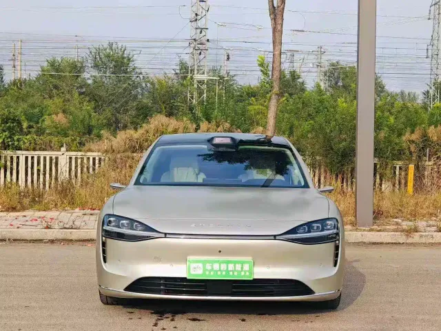 Stelato S9 — Фото автомобиля 2