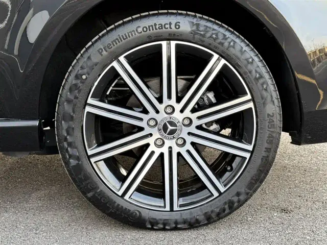 Mercedes-Benz V-Class — Фото автомобиля 10