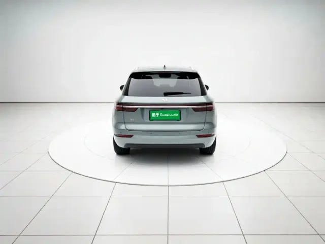 Li Auto ONE — Фото автомобиля 3