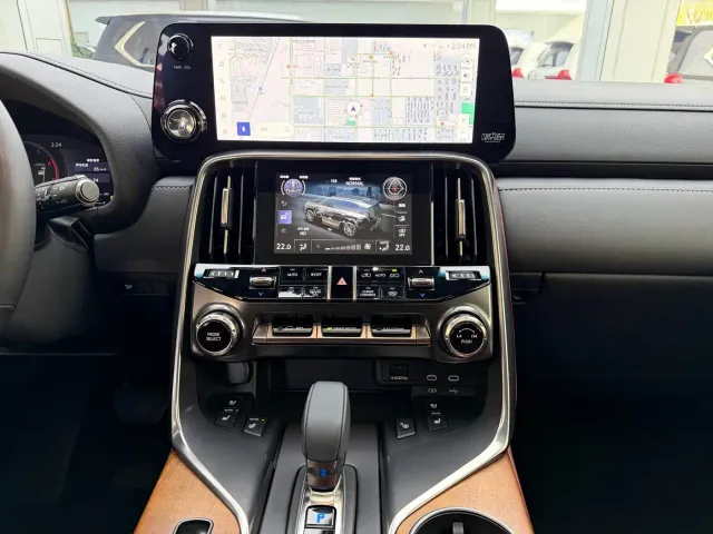 Lexus LX — Фото автомобиля 16