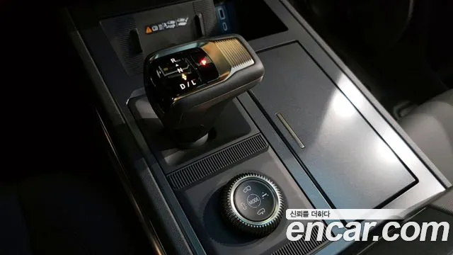 GMC Hummer EV — Фото автомобиля 9