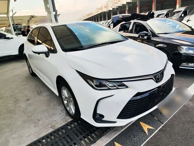 Toyota Corolla — Фото автомобиля 3