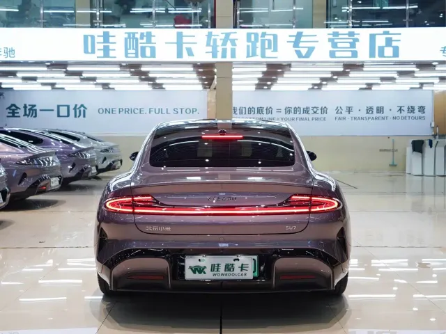 Xiaomi SU7 — Фото автомобиля 5