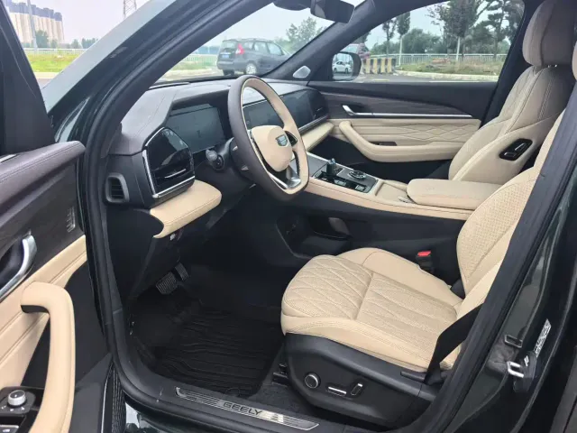 Geely Xingyue L — Фото автомобиля 4