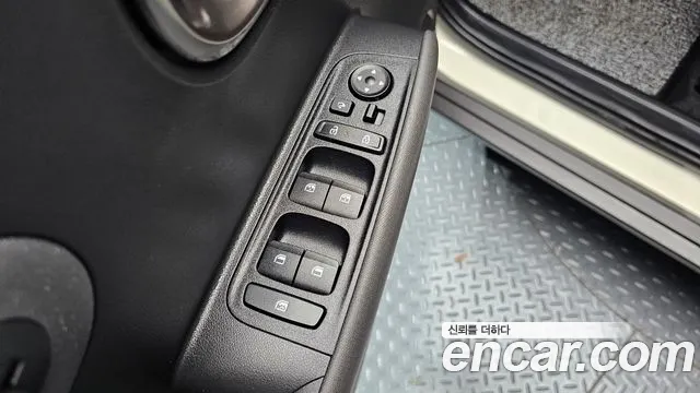 Hyundai Casper Casper Electric Inspiration — Фото автомобиля 16