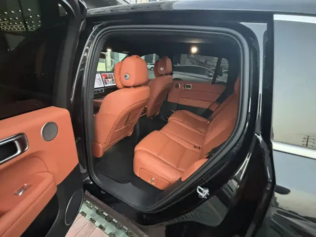 Li Auto L6 — Фото автомобиля 5