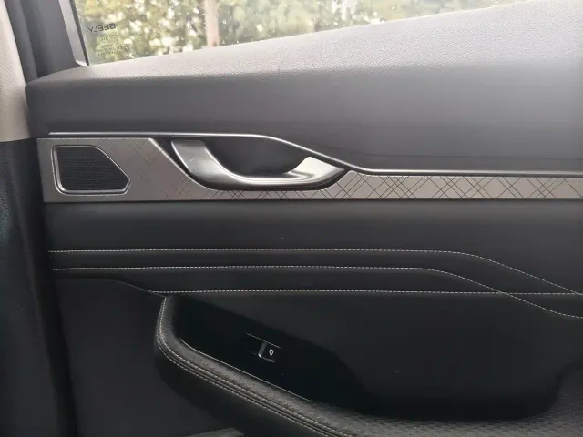 Geely Xingrui — Фото автомобиля 15