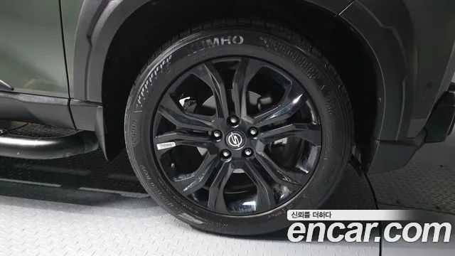 KG_Mobility_Ssangyong Rexton Новый Rexton Sport Khan Дизель 2.2 4WD — Фото автомобиля 21