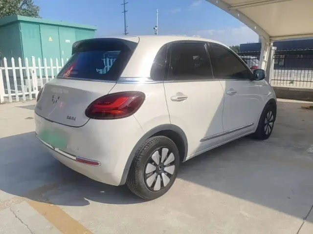 Wuling Bingo — Фото автомобиля 6