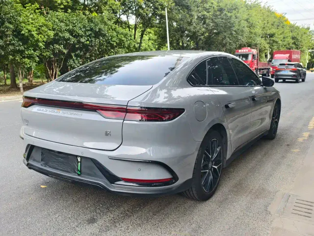 BYD Han — Фото автомобиля 7