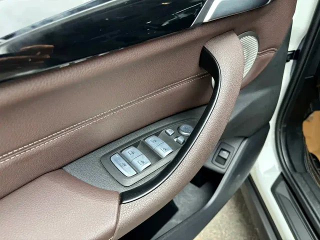 BMW X1 — Фото автомобиля 13
