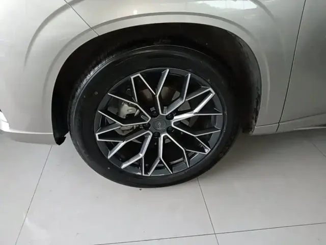 Changan Z6 — Фото автомобиля 22