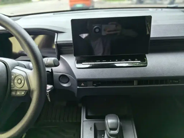 Toyota Corolla Cross — Фото автомобиля 19