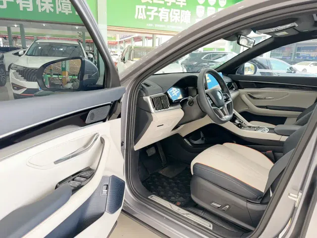 BYD Song PLUS — Фото автомобиля 7