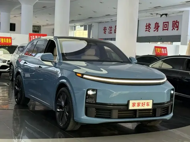 Li Auto L7 — Фото автомобиля 4
