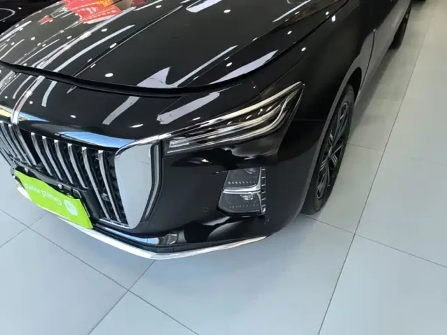 Hongqi H5 PHEV — Фото автомобиля 23