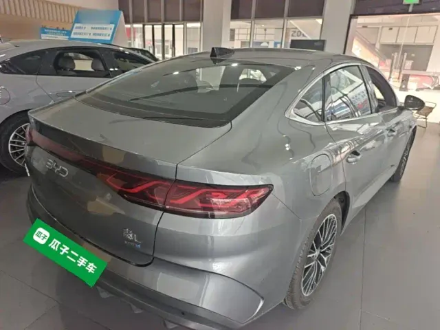 BYD Qin L — Фото автомобиля 6