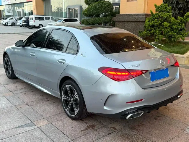 Mercedes-Benz C-Class — Фото автомобиля 4