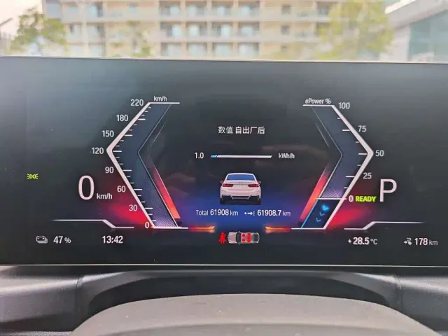 BMW i3 — Фото автомобиля 4
