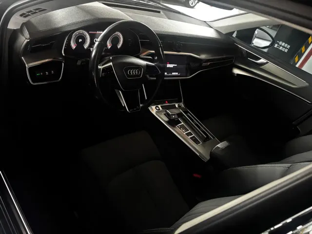 Audi A6L — Фото автомобиля 8