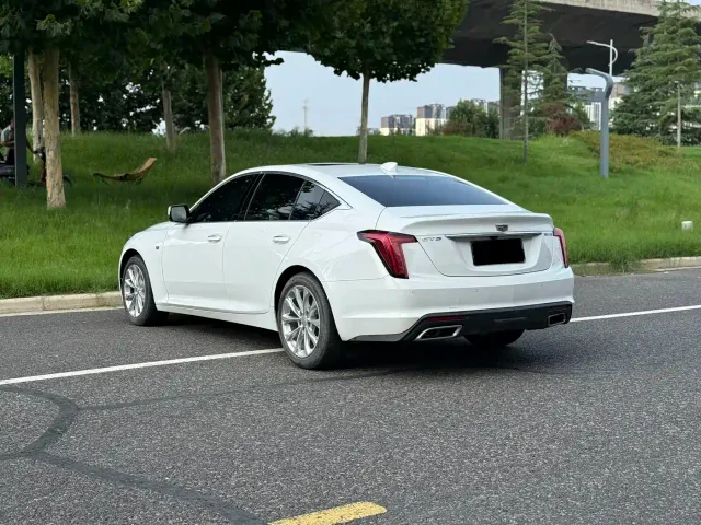 Cadillac CT5 — Фото автомобиля 6