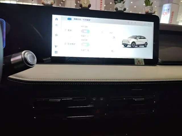 Geely Geometry E Firefly — Фото автомобиля 12