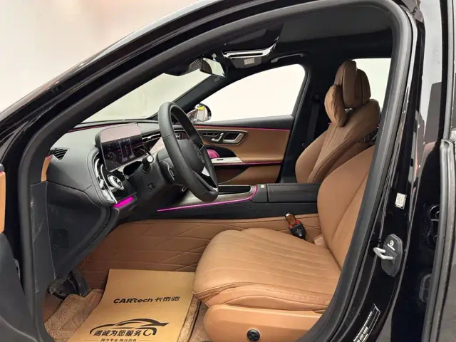 Mercedes-Benz E-Class — Фото автомобиля 8