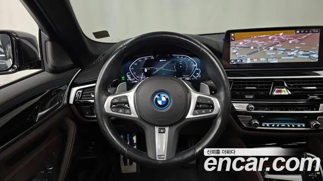 BMW 5 Series — Фото автомобиля 19