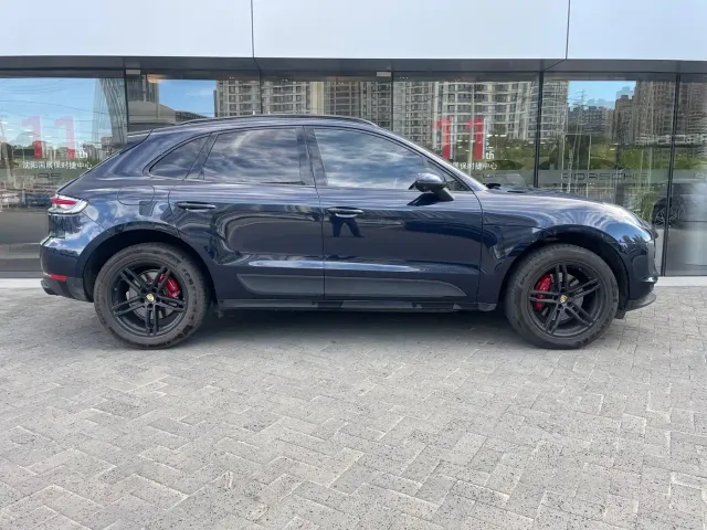Porsche Macan — Фото автомобиля 9