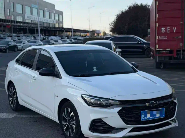 Chevrolet Monza — Фото автомобиля 3