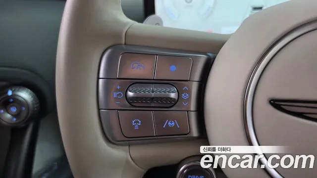 Genesis GV60 — Фото автомобиля 22