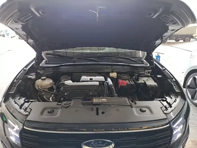Ford Edge — Фото автомобиля 19