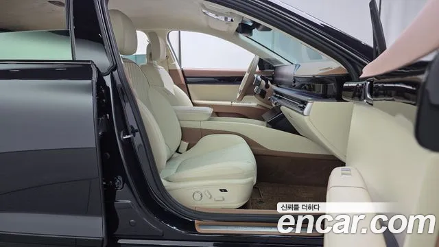 Hyundai Grandeur GN7 — Фото автомобиля 16