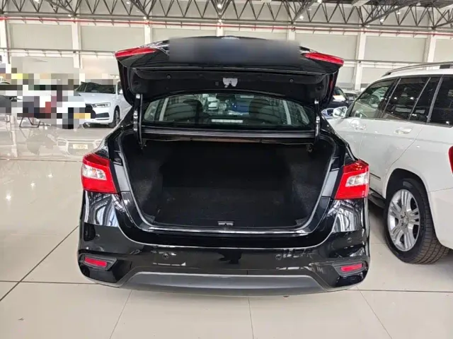Nissan Sylphy — Фото автомобиля 18