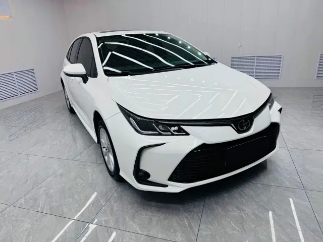 Toyota Corolla — Фото автомобиля 3