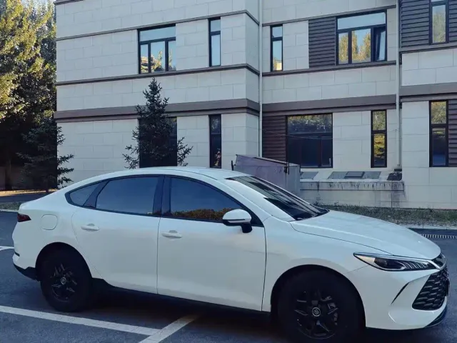 BYD Qin PLUS — Фото автомобиля 3