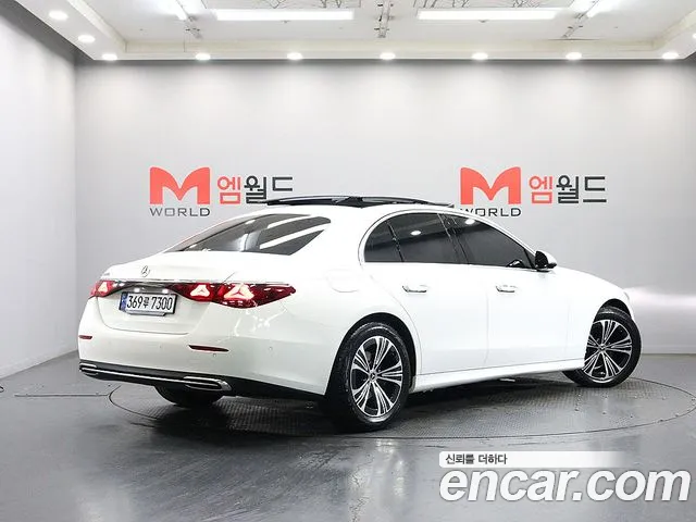 Mercedes-Benz E-Class W214 — Фото автомобиля 3