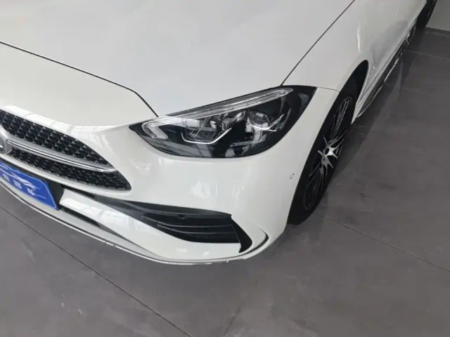 Mercedes-Benz C-Class — Фото автомобиля 23