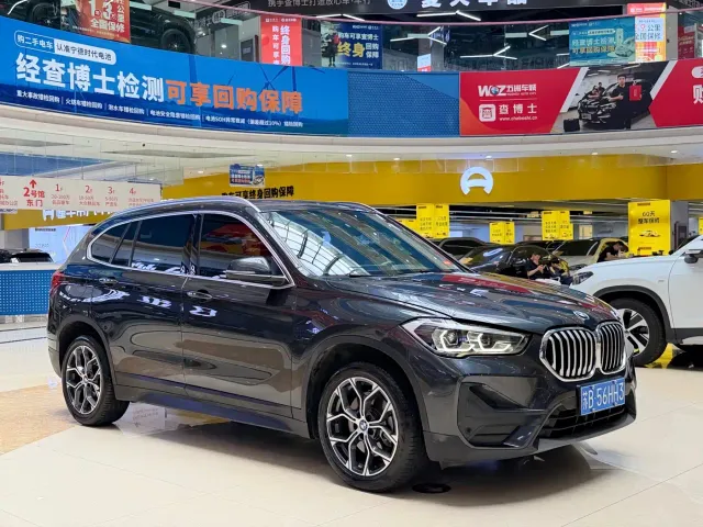BMW X1 — Фото автомобиля 3