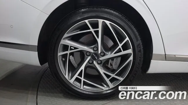 Genesis G90 Бензин 3.5 турбо AWD — Фото автомобиля 2