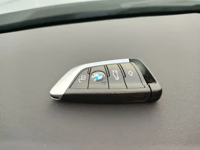 BMW 3 Series — Фото автомобиля 8