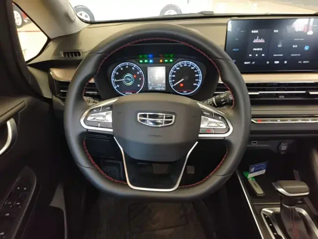 Geely Vision X3 — Фото автомобиля 10