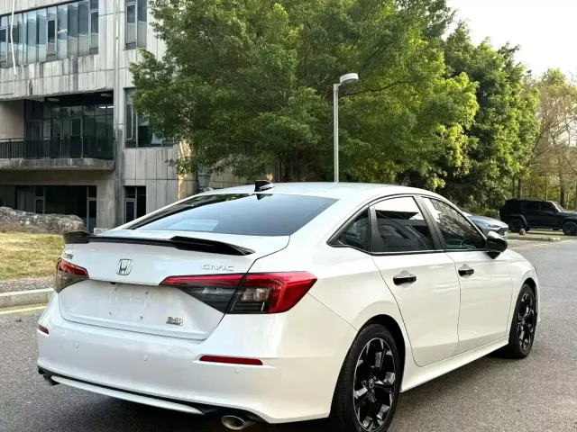Honda Civic — Фото автомобиля 9