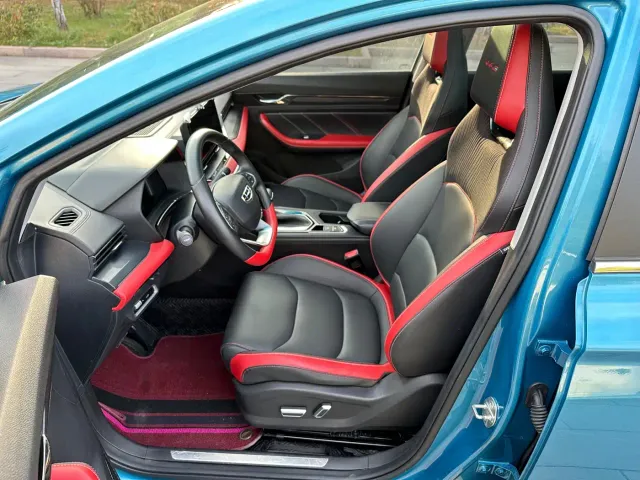 Geely Emgrand S — Фото автомобиля 14