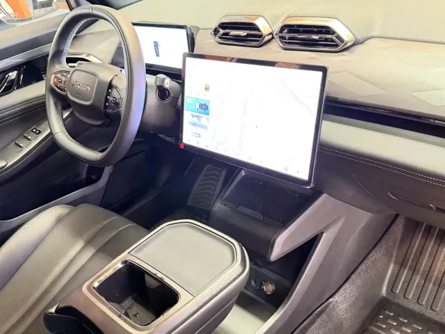 Dongfeng Fengshen L7 — Фото автомобиля 16